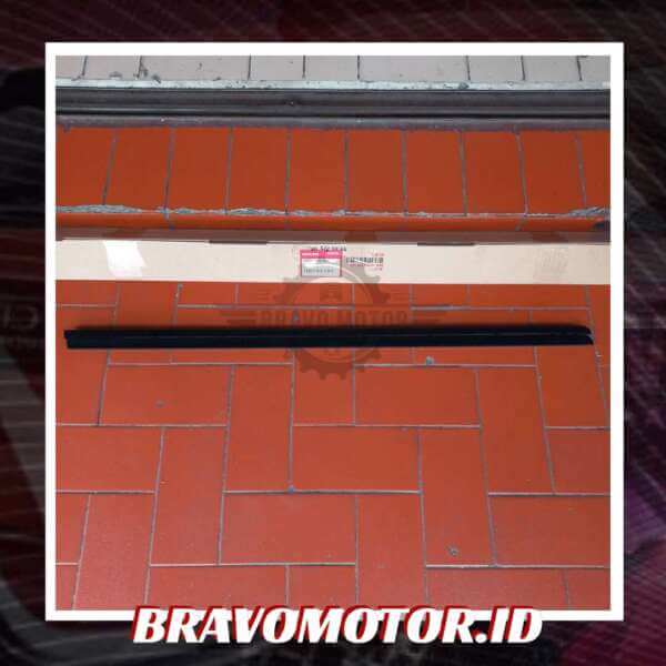 Original 72335-T0A-A01 Pelipit INNER depan kanan-1