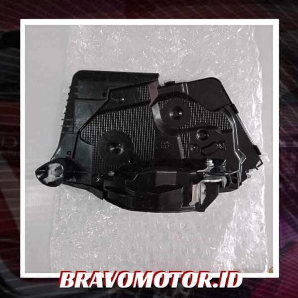NoBrand 72110-T0A-J01(J02) Latch assy Door lock depan kanan-1