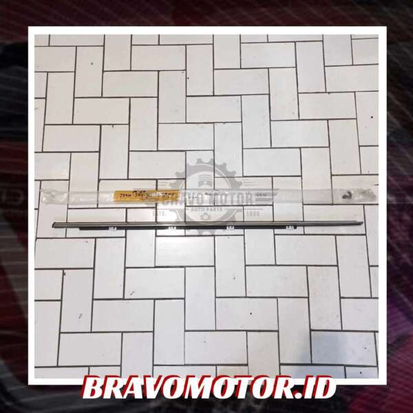 NoBrand 72410-SR4-901 Pelipit depan kanan Chrome-1