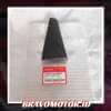 Original 72980-T86-K00ZA Garnish quarter inner-1