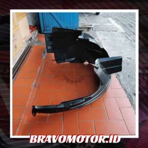 Original 74100-T7Y-K00 Fender INNER kanan-1