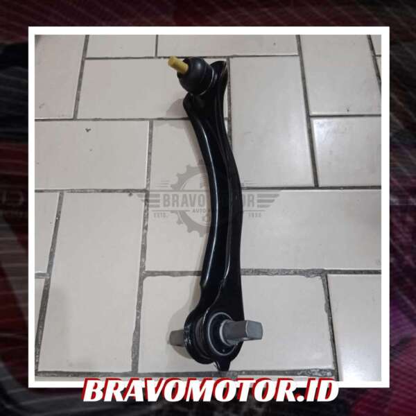 NoBrand 52390 SM4 033 Upper Arm belakang kanan