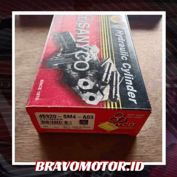 Sanyco 46920 SM4 A03 Master Kopling atas