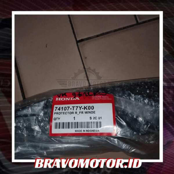 Original 74107-T7Y-K00 Protector wheel arch depan kanan-2