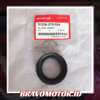 Original 91206-5T0-004 35X55X8 Seal transmisi kanan-1