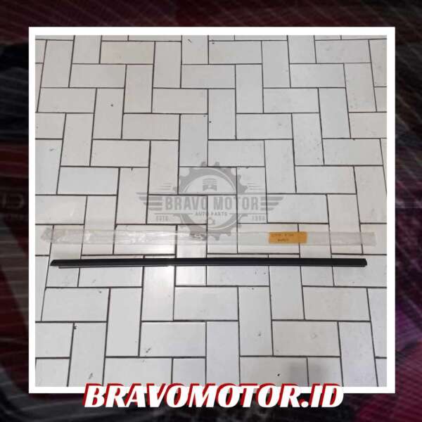 NoBrand 72450-SR3-003 Pelipit depan kiri-1