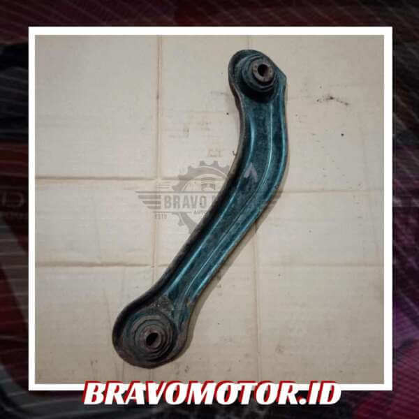 SECOND 52350-SV4-000 Lower Arm belakang kiri A-2
