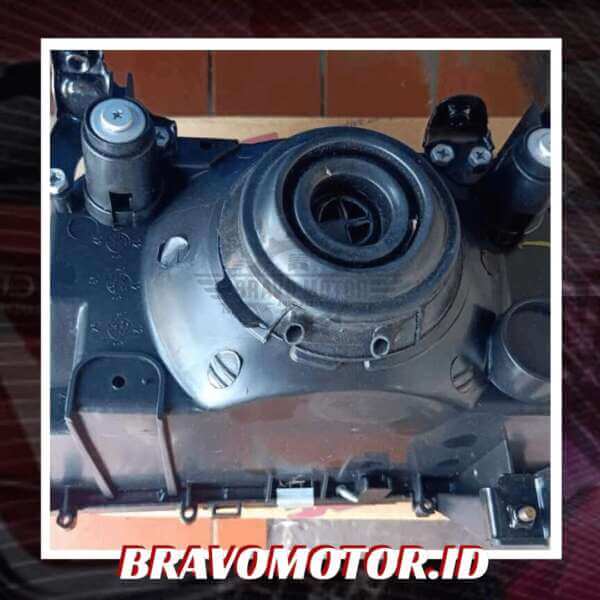 TYC 33101-SB4 20-1334-05-6B Head lamp kanan-3