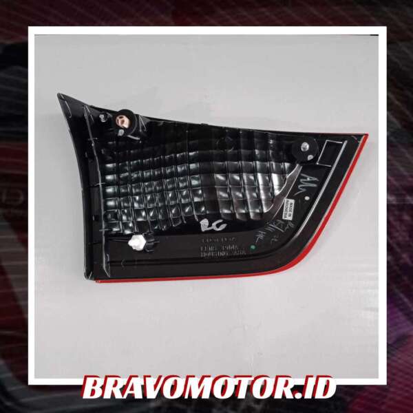 Original 34150-TE7-T11 Stop lamp kanan bagasi-3