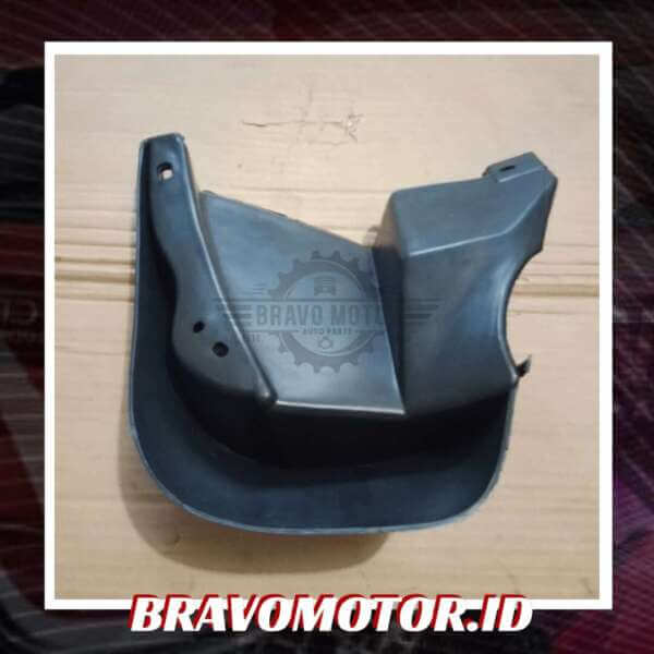 NoBrand 75820-S04-000(010) Mud guard belakang kanan-2