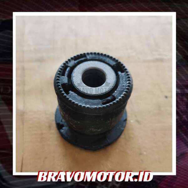 Original 52365-S6M-004/52366-S5A-024 ID13.75mm Bush arm belakang bawah OUTER-1