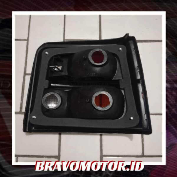 TYC 11-1198-01-6B Stop lamp kiri-4