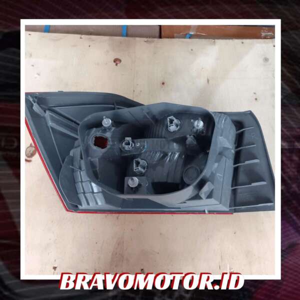 SECOND 33500-TM0-T01 Stop lamp kanan-2