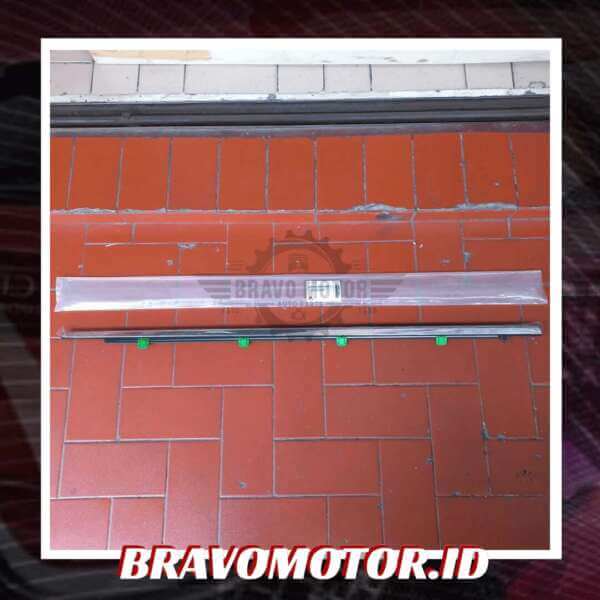 RMX 72950-T0A-A01 Pelipit belakang kiri-1