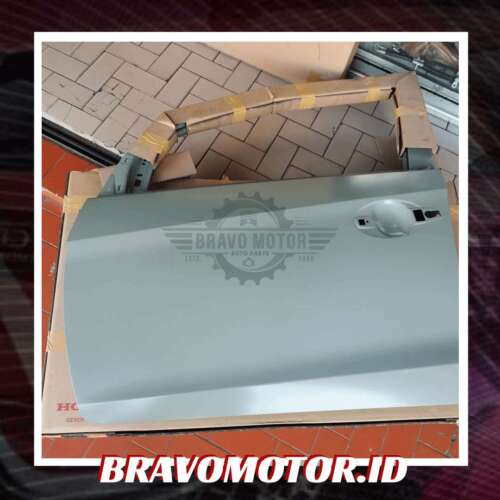 Original 67050-TE7-K00ZZ/67050-TE7-K01ZZ Door panel depan kiri-1