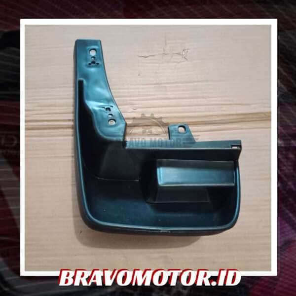 NoBrand 75800-S9E-T00(T10) Mud guard depan kanan SM4-2