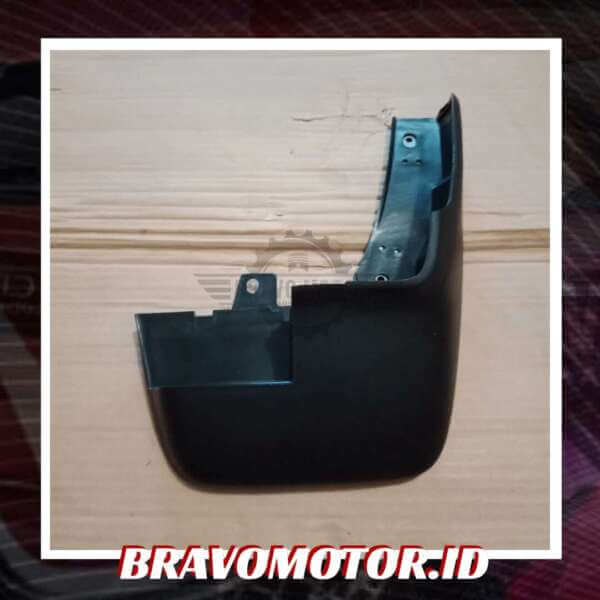 NoBrand 75800-S9E-T00(T10) Mud guard depan kanan SM4-1