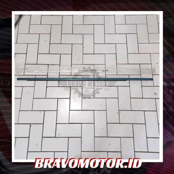 NoBrand 72410-SDA-A01(A02) Pelipit depan kanan-1