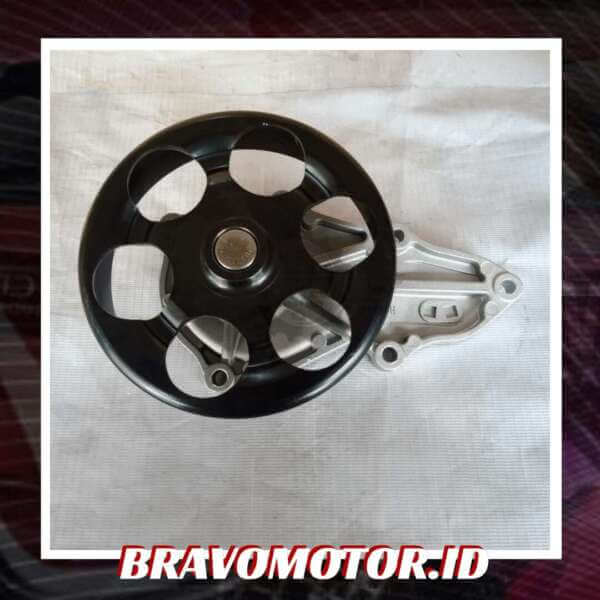 NoBrand 19200-PNA-003 Water pump-1