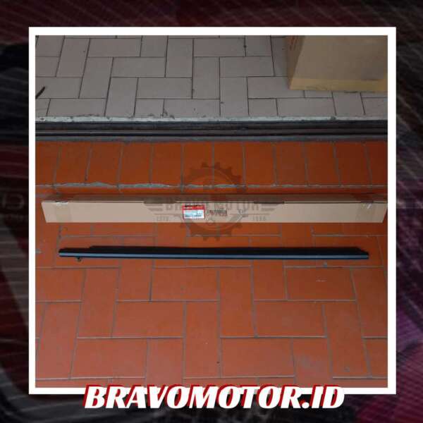 Original 72410-TG4-U01 Pelipit depan kanan-1