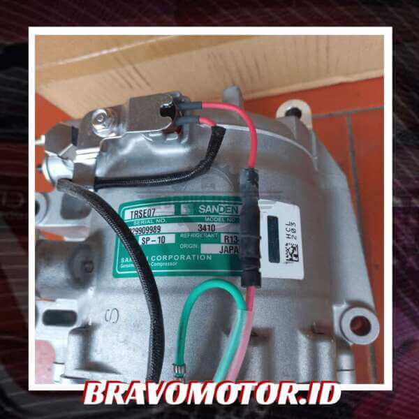 Sanden 38810-RNA-004(014/024) TRSE07 Compressor AC-4