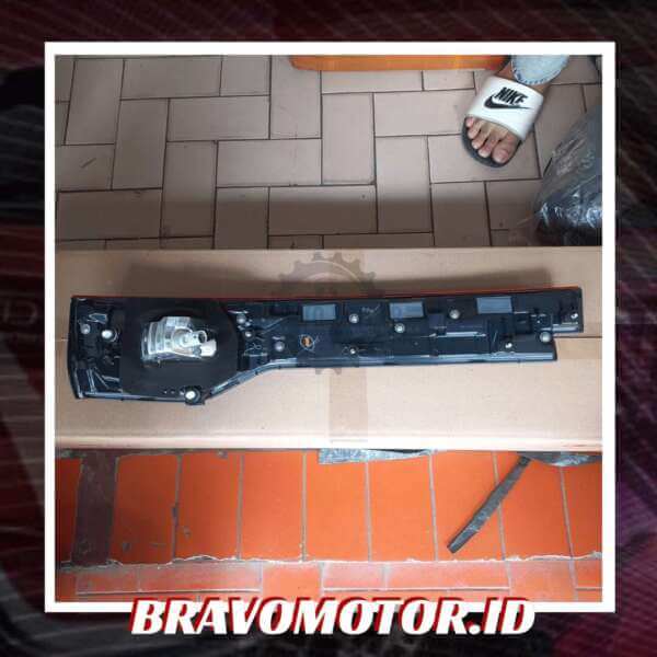 Original 34150-3M0-J02 Stop lamp kanan bagasi-3
