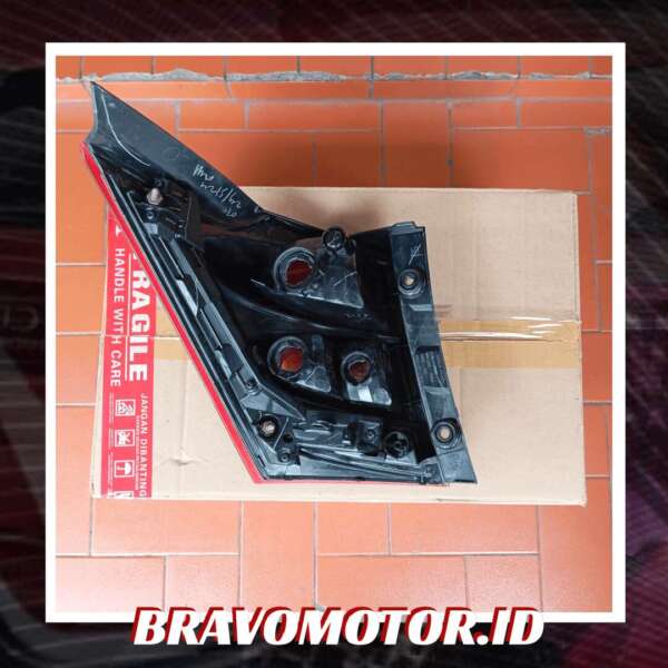 Original 33501-SZY-T01 Tiga Lengkungan Merah Putih Merah Stop lamp kanan-3
