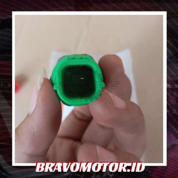 Import 30530 P5M 013 Sensor knock S84