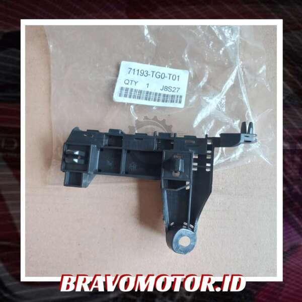 NoBrand 71193-TG0-T01 Bracket bumper depan kanan GE8|09-11-2