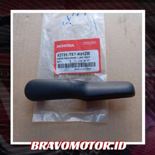 Original 82731 TE7 K01ZB KNOB, L. MIDDLE SEAT RECLINING NH167L DG1