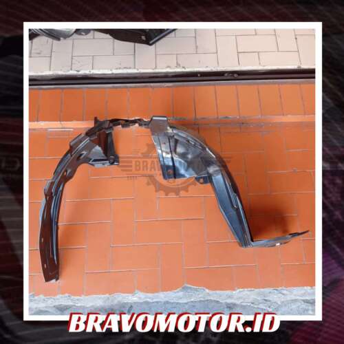 Original 74101 TSA K00 Fender INNER kanan DG1