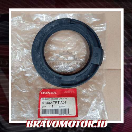 Original 51402 TRT A01 Rubber depan kanan Spring Mount Upper RW1/RW3