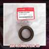 Original 91206 5T0 004 35X55X8 Seal transmisi kanan