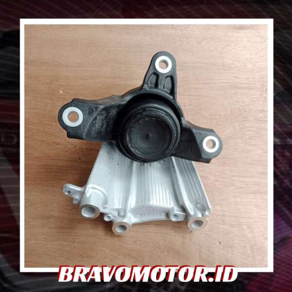 RMX 50870 TA0 A03 Engine mount kiri matik Tipe 3