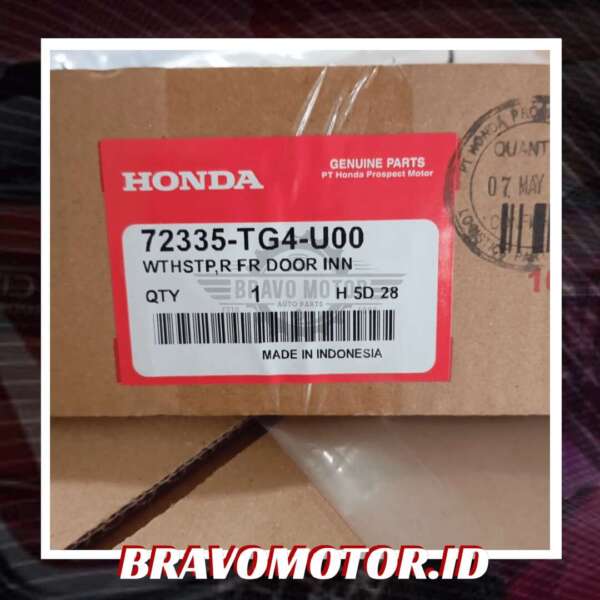 Original 72335 TG4 U00 Pelipit INNER / Weatherstrip Door Inner depan kanan DD1