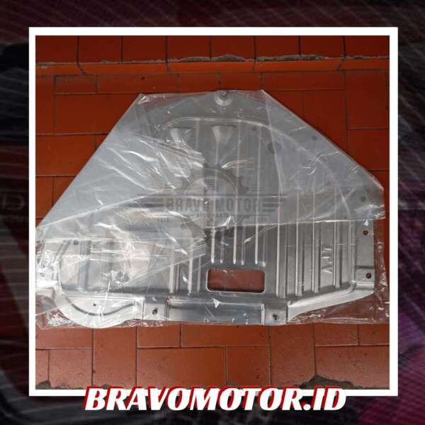 Original 74112 TMC T00 Lid Engine Under Cover RW1