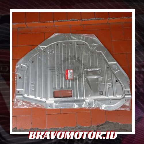 Original 74112 TMC T00 Lid Engine Under Cover RW1