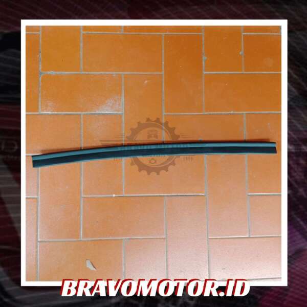 Original 72866 T7A J01 Seal Door Lower belakang kiri RU1/RU5