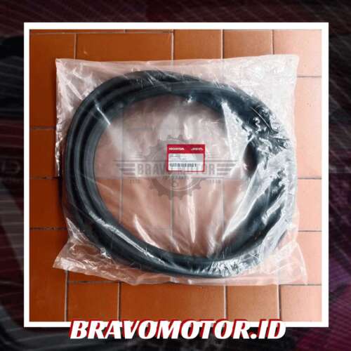 Original 72315 T7A 003 Seal Door Inner depan kanan RU1