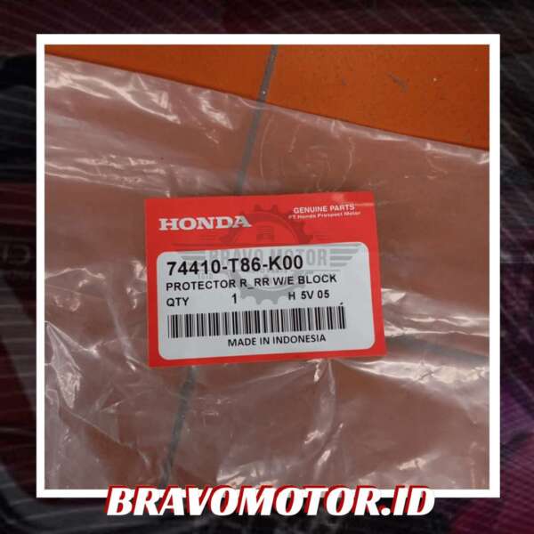 Original 74410 T86 K00 Protector wheel arch belakang kanan DG3