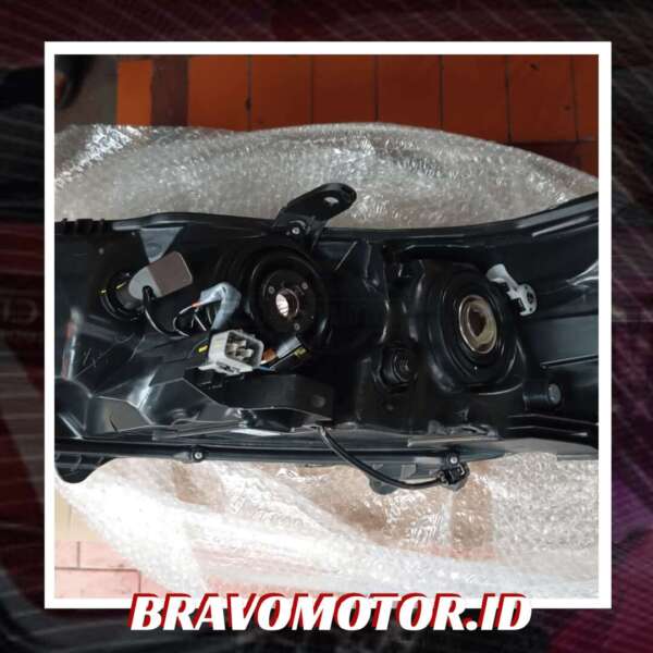 Original 81130 0K580 Head lamp kanan Innova Reborn 2023