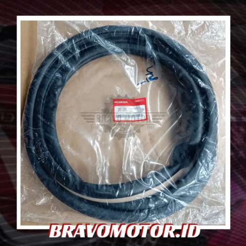 Original 72315 SEL T11ZC (Substitusi 72315 SEN H01ZB) Seal Door Inner depan kanan GD8