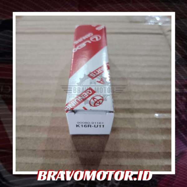 Original 90080 91161 K16R U11 Spark plug/Busi Corolla/Yaris