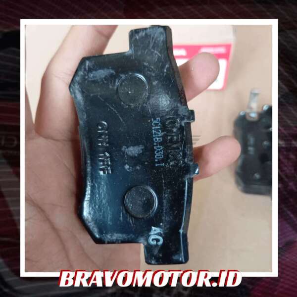 Original 43022 S9A 010L/43022 T2M T00 Kampas rem belakang RD4/RD5/RE1/RE3/RM1/RM3