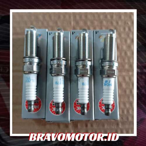Import NGK 12290 R40 A01 ILZKR7B11S Spark plug/Busi Laser Iridium 4 pcs/set