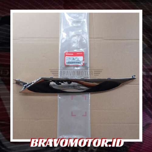 Original 71168 T7A J01 Molding Grille Extension depan kiri RU1