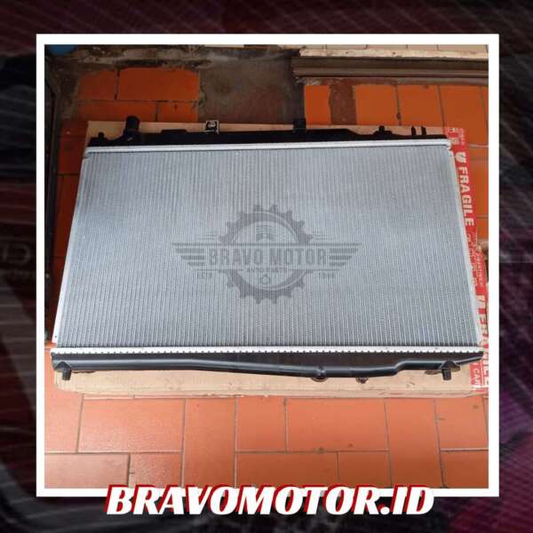 Original 19010 51Y Z51 Radiator matik RU5