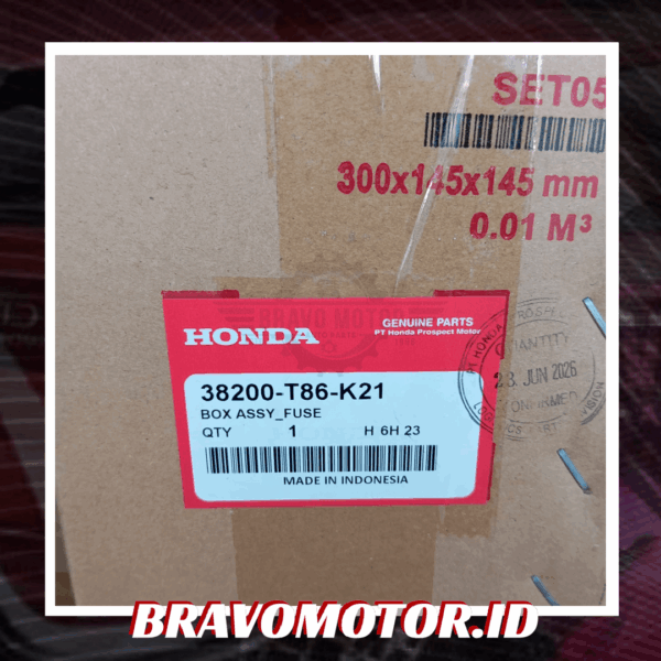 Original 38200-T86-K21 Fuse Box-2 Original 38200 T86 K21 Fuse Box
