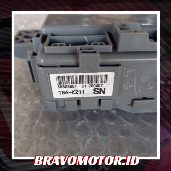 Original 38200-T86-K21 Fuse Box-6 Original 38200 T86 K21 Fuse Box