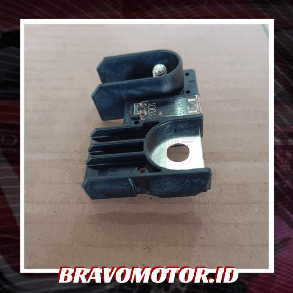 Original 38210 TSV 003 Terminal assy battery fuse / Box sekring